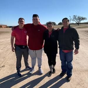 Meet your Posher, Enrique